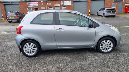 Toyota yaris 1 - toyota, 1.4