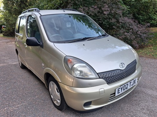 2002 toyota yaris - yaris, verso