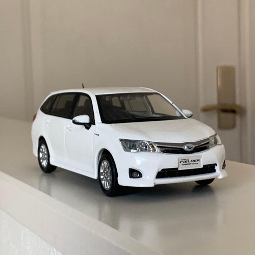 Toyota corolla fielder - toyota,