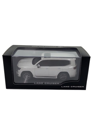 Toyota land cruiser lc300 - 1/30,